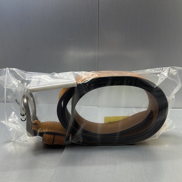 BNWT Calvin Klein Jeans Woman’s Tan leather color Small - Picture 8 of 9